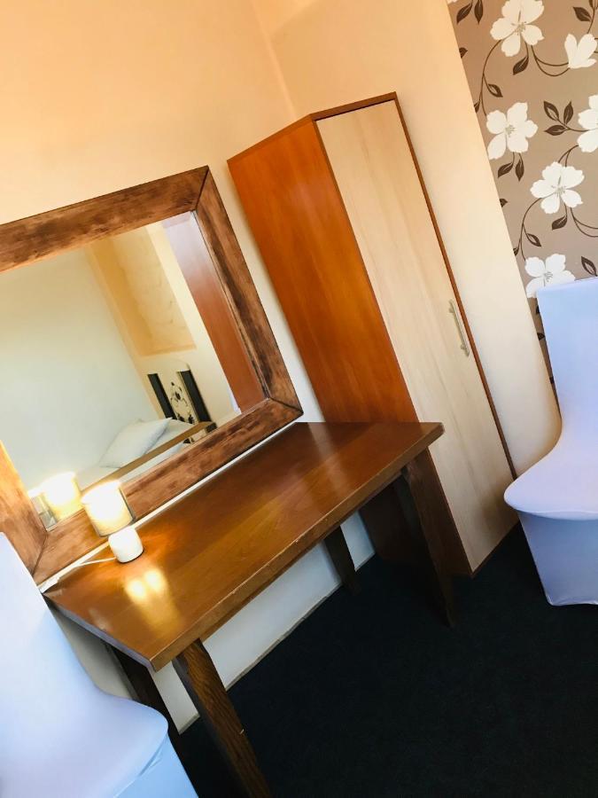 Zajazd Mysliwska Walidrogi Exteriör bild